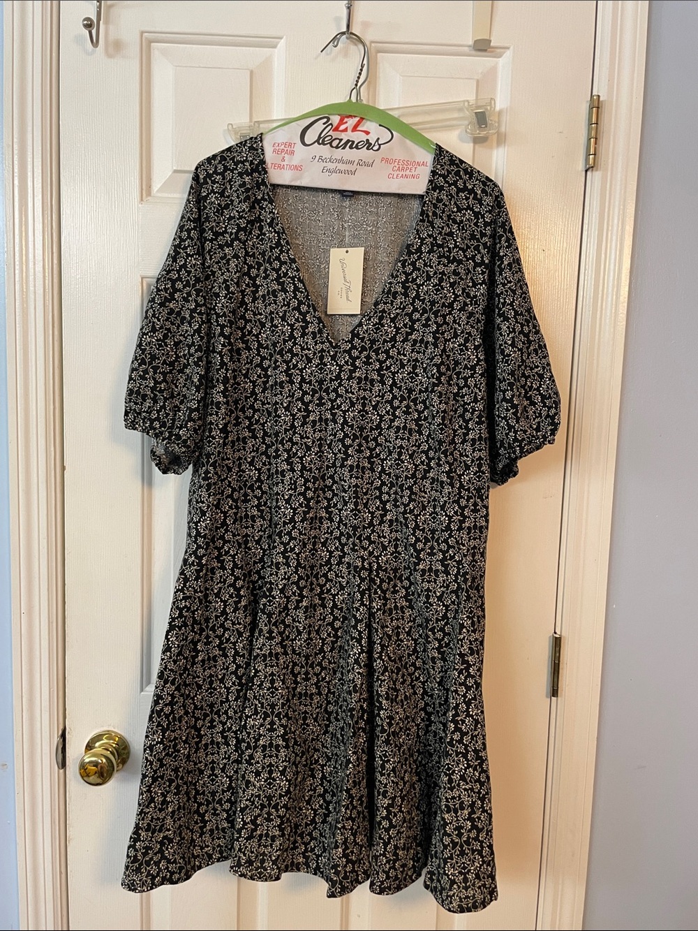 Universal Thread Black Floral V-Neck Mini Dress